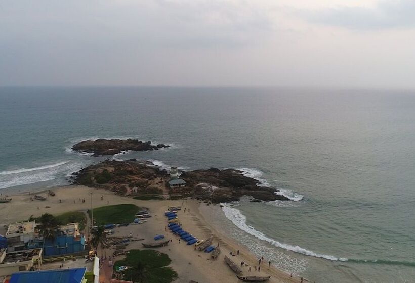 בית מלון כפרי Sea Face