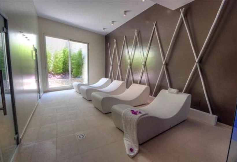 هتل Smeraldo Suites & Spa