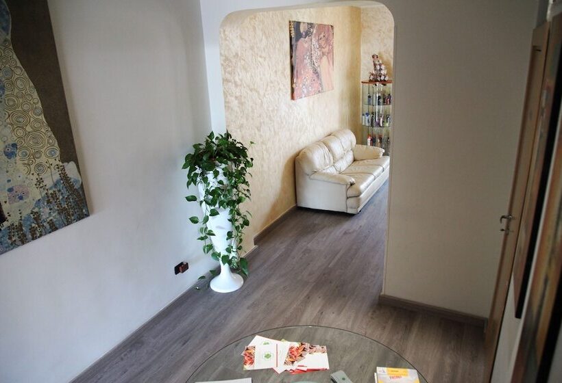 ホテル Sogni D Oro Airport