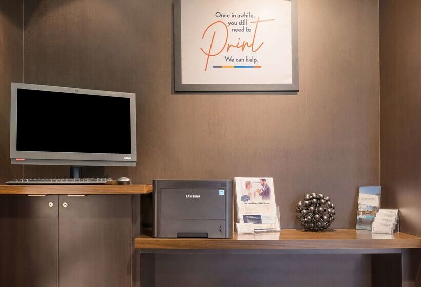 בית מלון כפרי Sonesta Select Detroit Auburn Hills