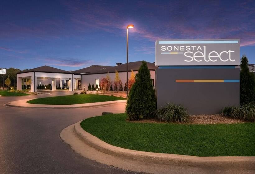 בית מלון כפרי Sonesta Select Detroit Auburn Hills