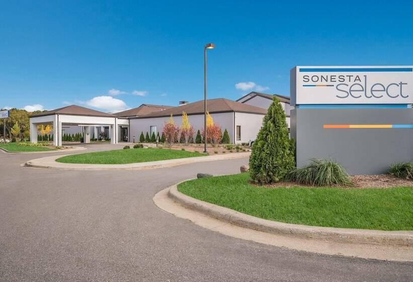 בית מלון כפרי Sonesta Select Detroit Auburn Hills