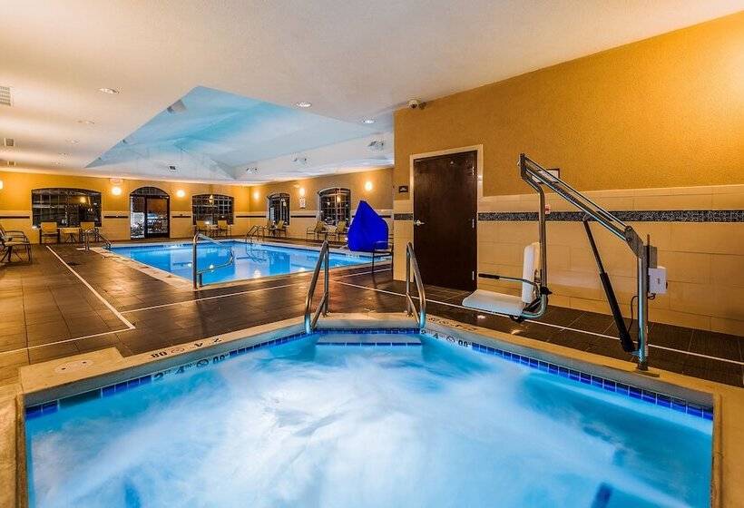 فندق Staybridge Suites Bismarck, An Ihg