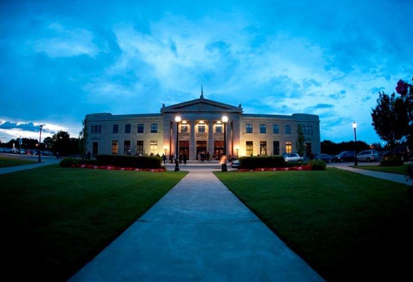 酒店 Staybridge Suites Hamilton   Downtown, An Ihg