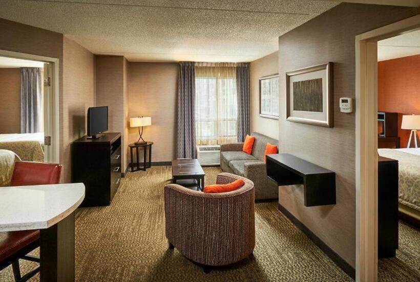 酒店 Staybridge Suites Hamilton   Downtown, An Ihg