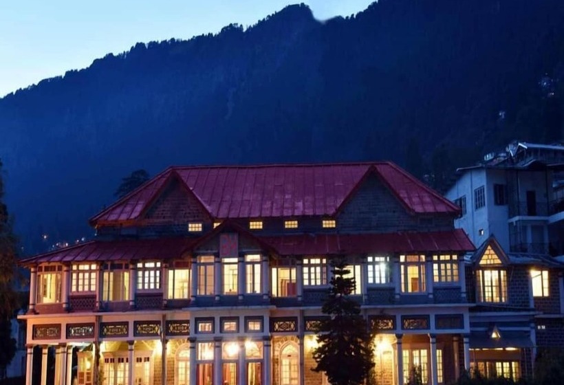 בית מלון כפרי The Palace Balvedere