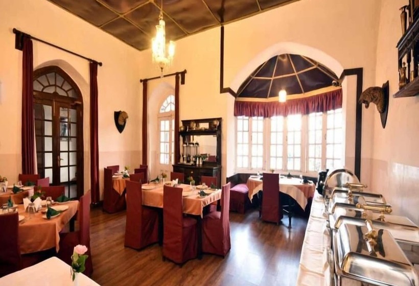 בית מלון כפרי The Palace Balvedere