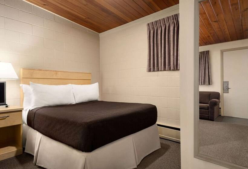 فندق Thriftlodge Moose Jaw