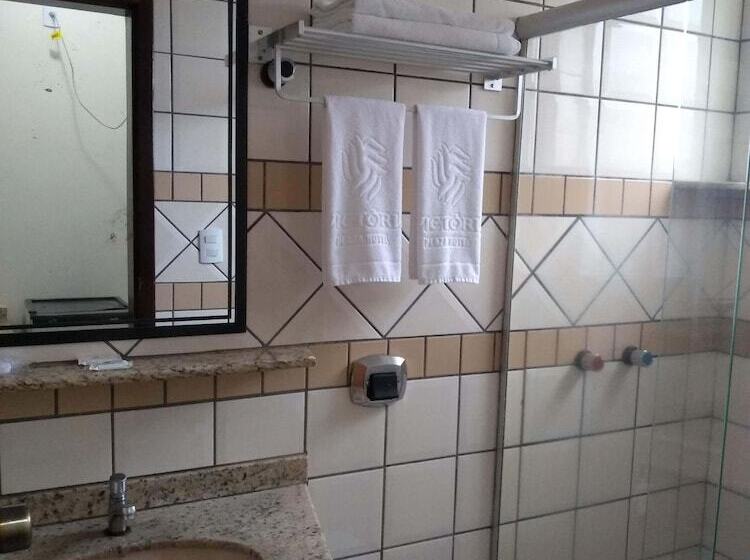 Отель Victoria Plaza