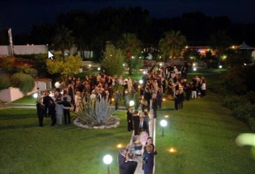 فندق Villaggio Giardini D Oriente