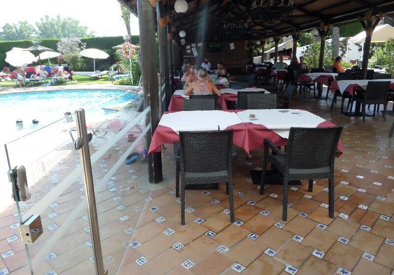 Macdonald Villacana Resort