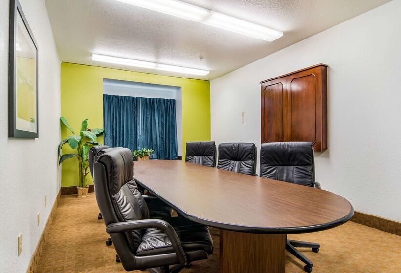 Motel 6 Canton, Ga