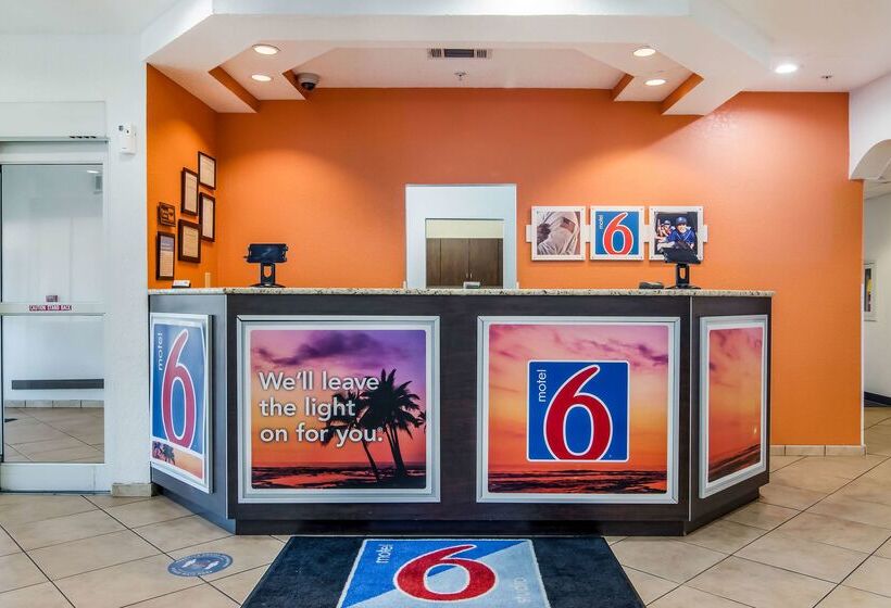 Motel 6 Canton, Ga