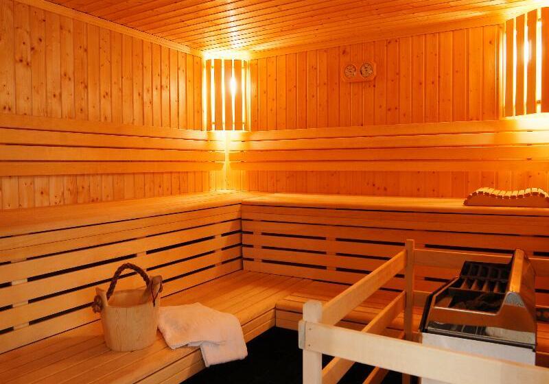 Nemea Appart Hotel Toulouse Aéroport