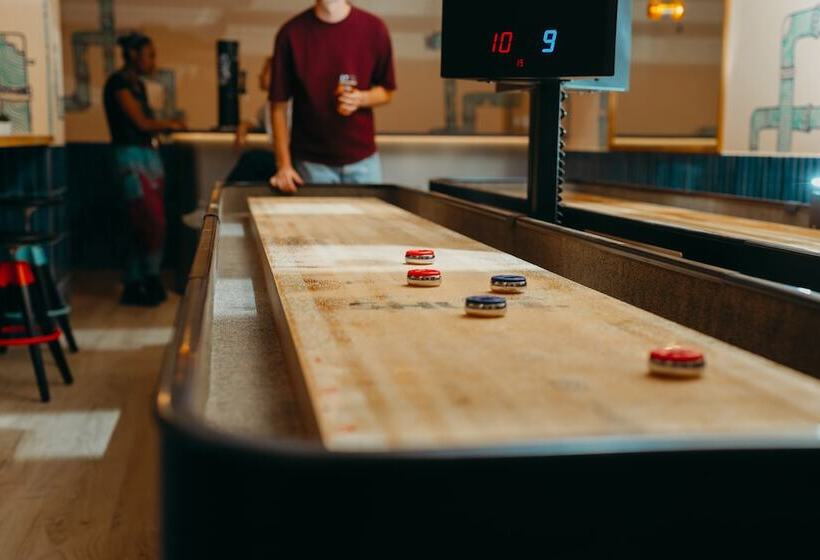 مسافرخانه Generator Berlin Alexanderplatz