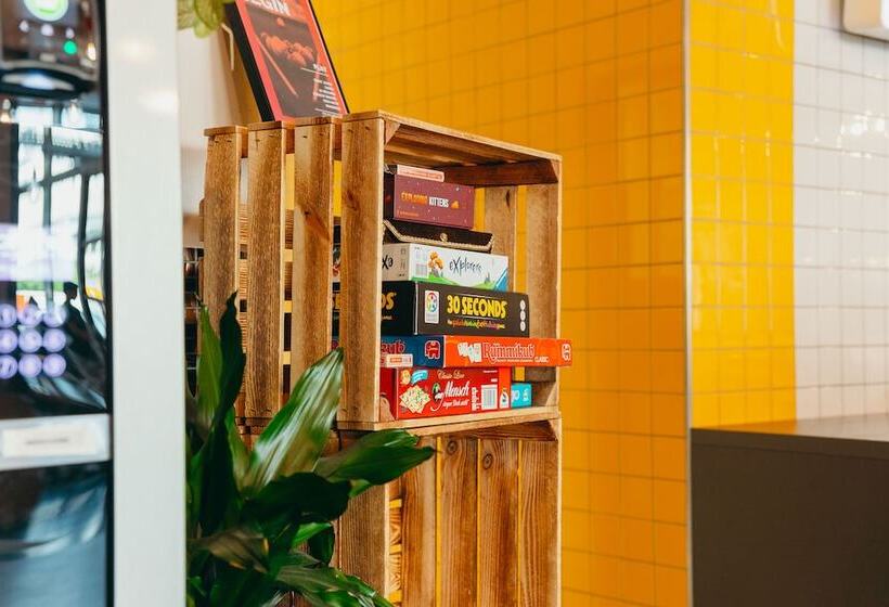 مسافرخانه Generator Berlin Alexanderplatz