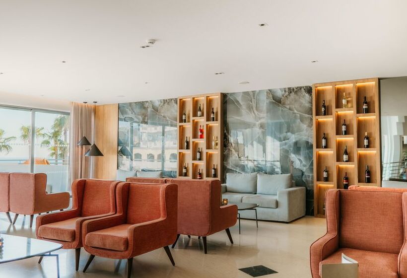 St George Beach Hotel & Spa Resort