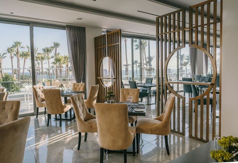 St George Beach Hotel & Spa Resort