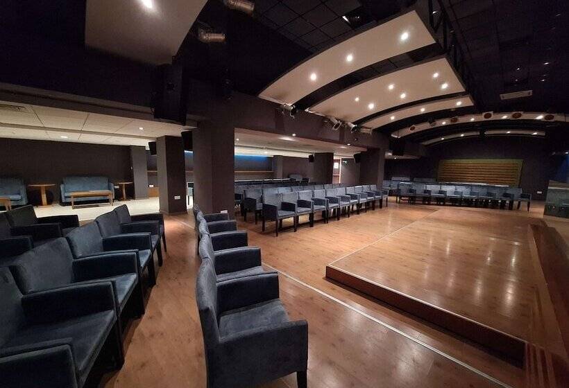 St George Beach Hotel & Spa Resort