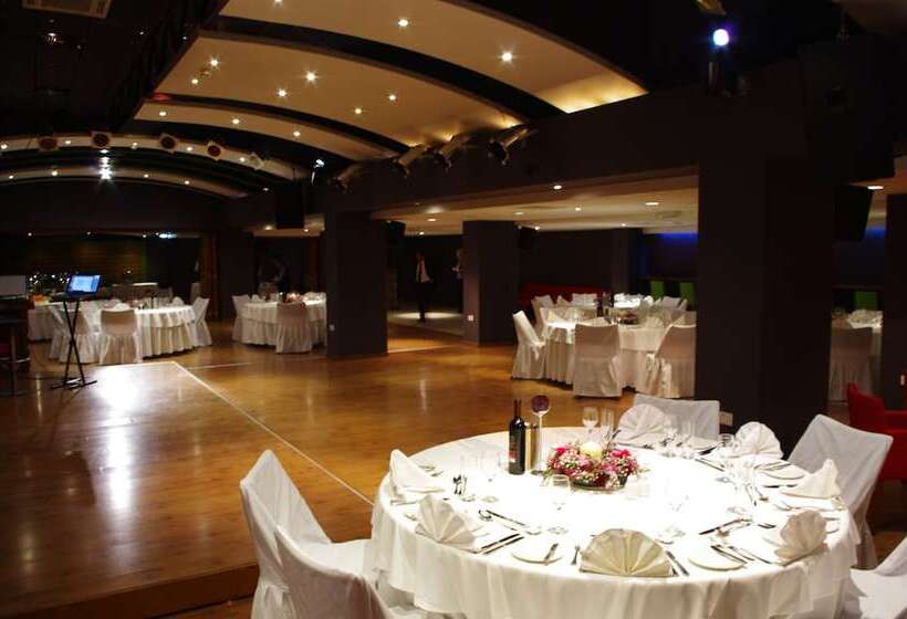 St George Beach Hotel & Spa Resort