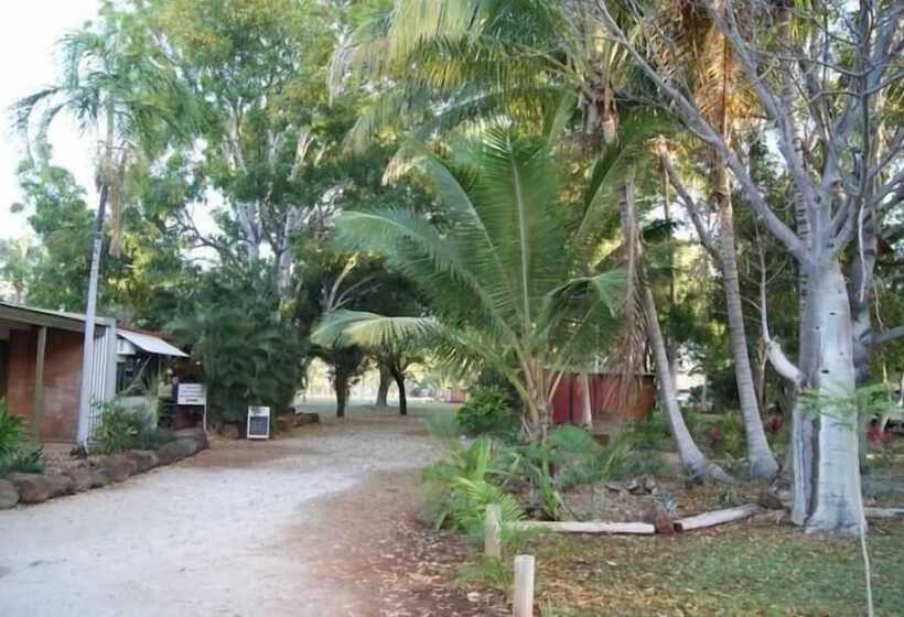 Territory Manor Motel & Caravan Park