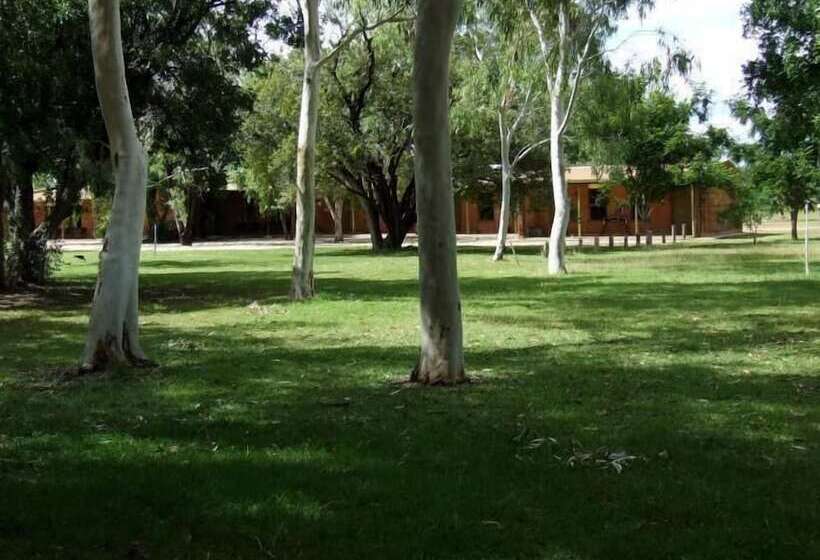 Territory Manor Motel & Caravan Park