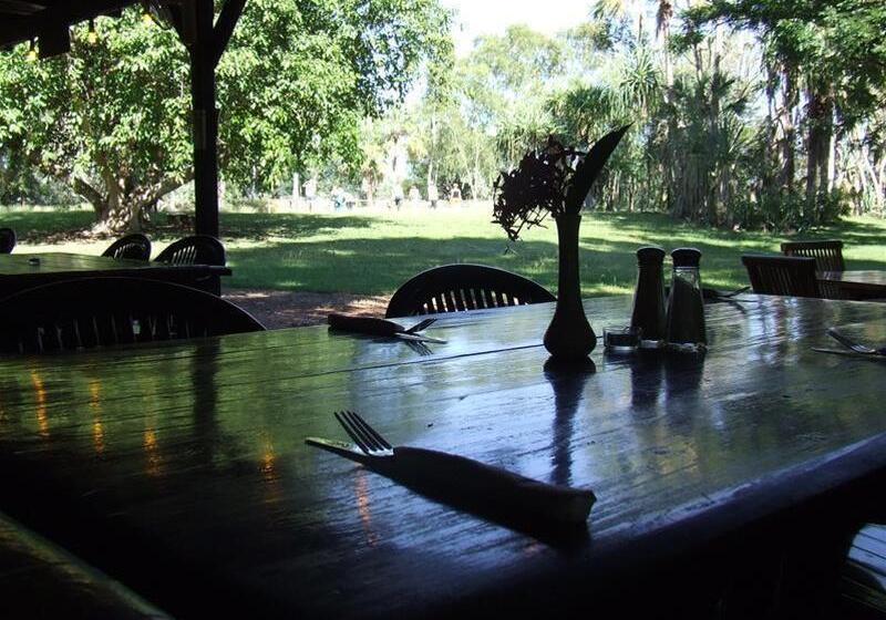 Territory Manor Motel & Caravan Park