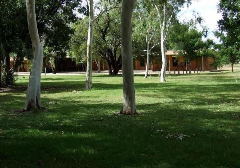 Territory Manor Motel & Caravan Park