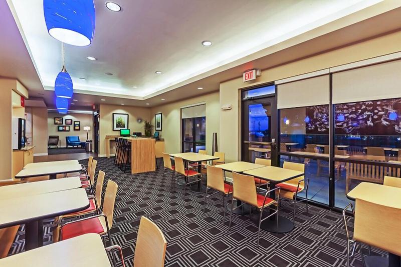 Towneplace Suites By Marriott Tulsa Broken Arrow