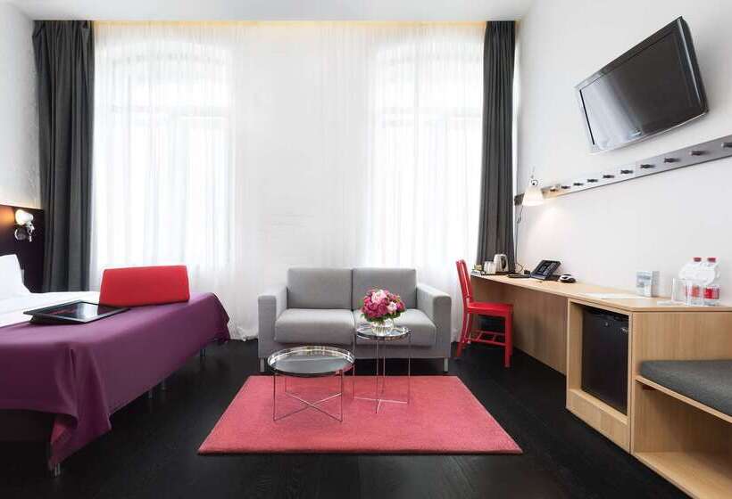 Azimut Hotel Tulskaya Moscow