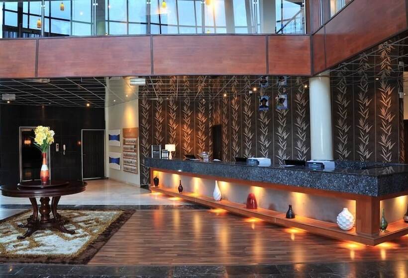 Protea Hotel By Marriott Delta