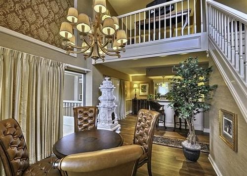 Clarion Hotel & Conference Center