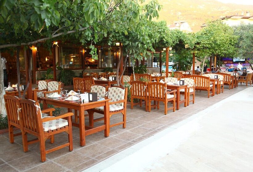 Gokcen Hotel & Apartments