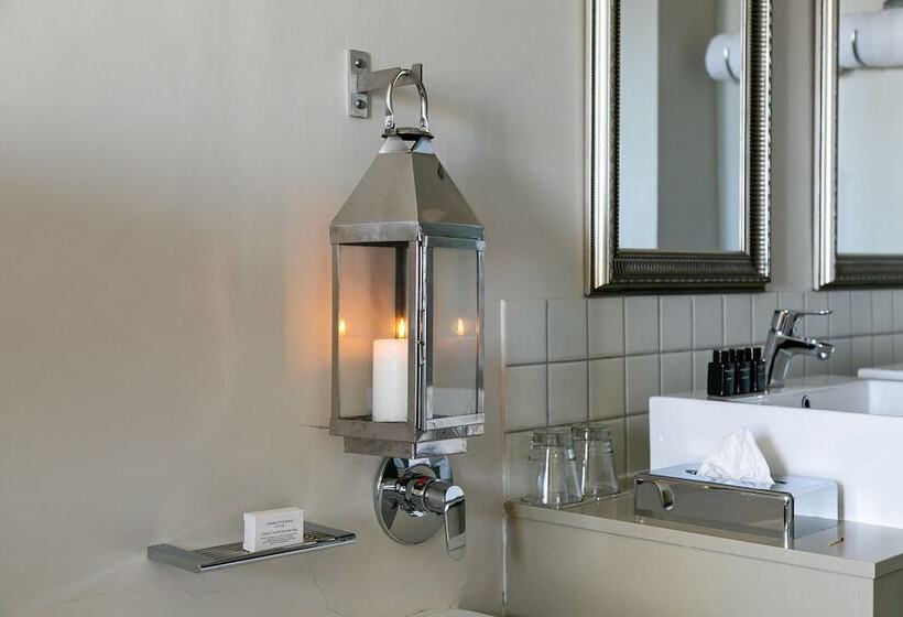 Harbour House Hotel   Harbour Square