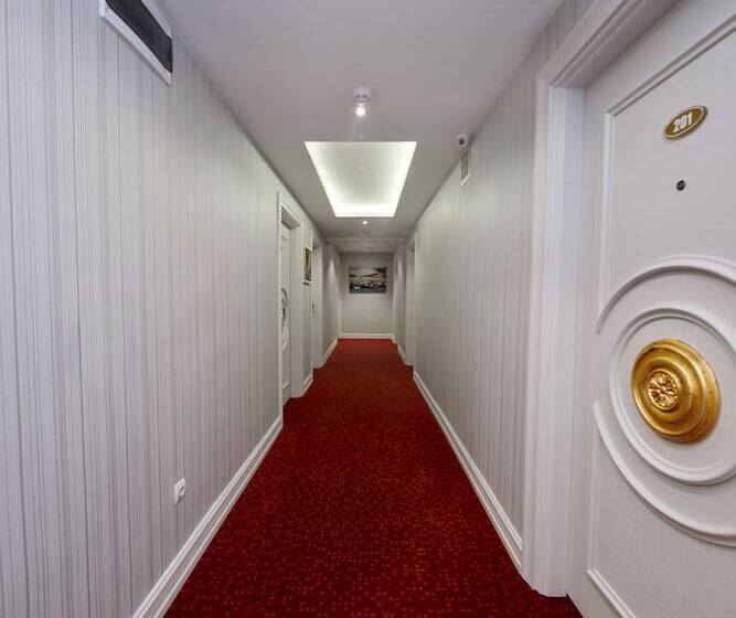 Albinas Hotel Old City