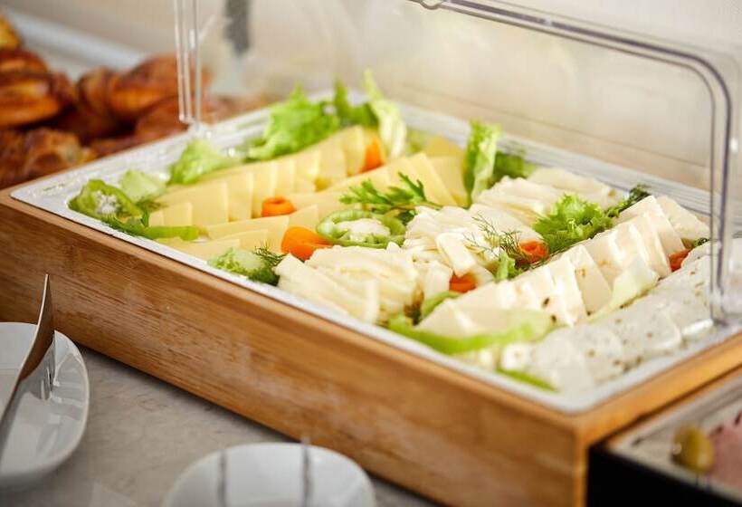 Albinas Hotel Old City