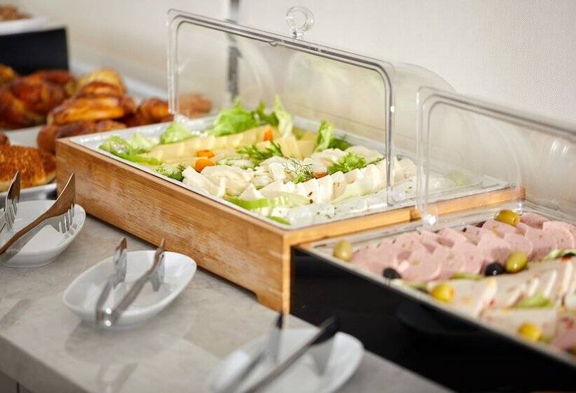 Albinas Hotel Old City