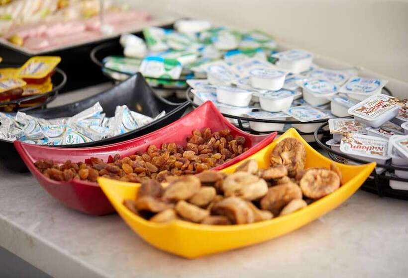 Albinas Hotel Old City