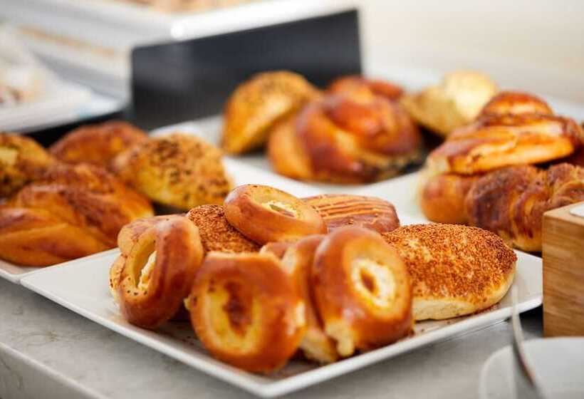 Albinas Hotel Old City