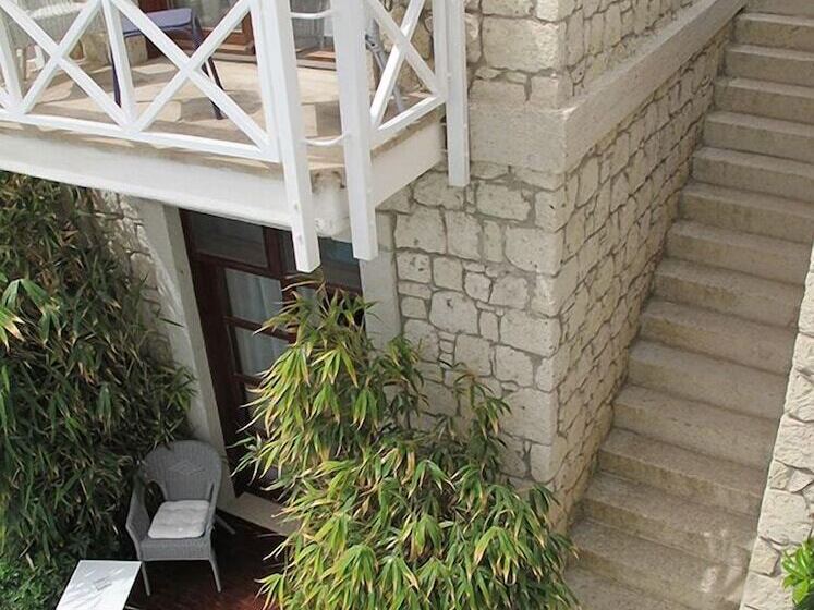 هتل Alenos Boutique