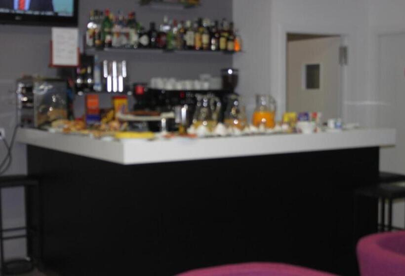 酒店 Alix Boutique