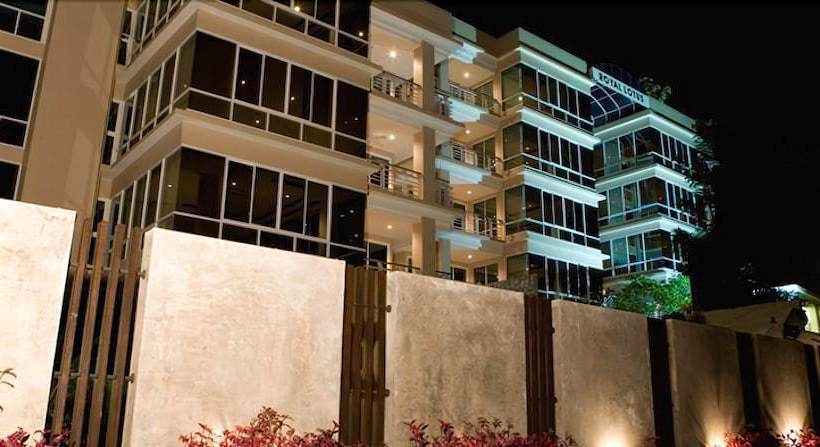 فندق Baan Karon View