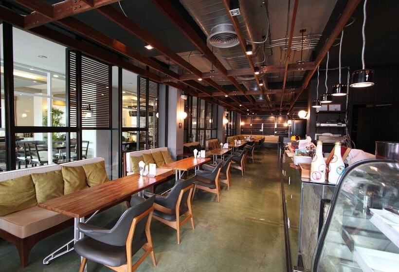 Отель Baiyoke Ciao