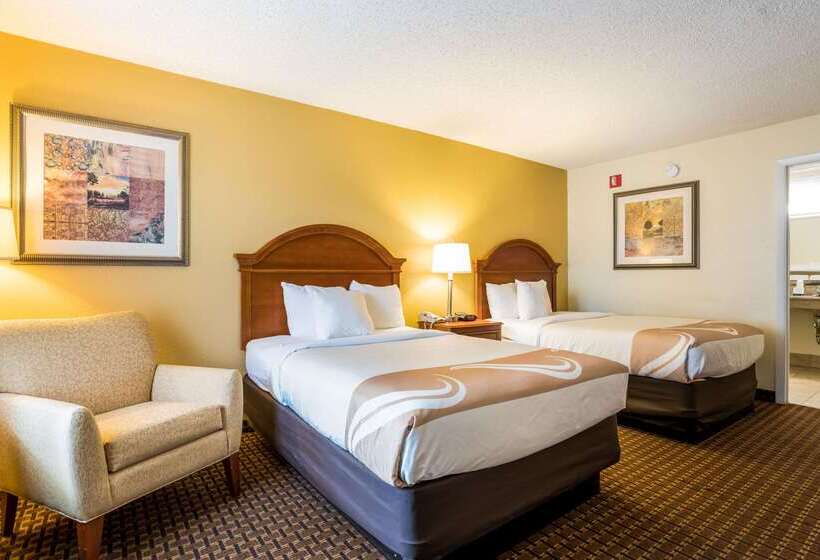 فندق Quality Inn North