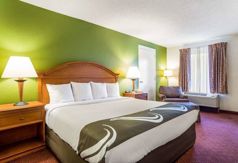 فندق Quality Inn North