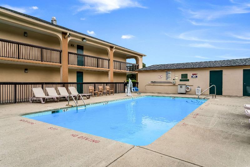 فندق Quality Inn North