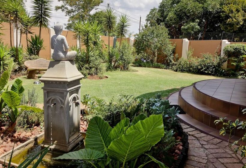 ホテル Bedfordview Boutique Lodge