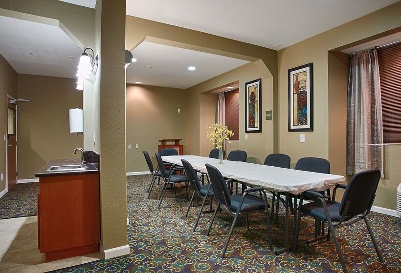 בית מלון כפרי Best Western California City Inn & Suites