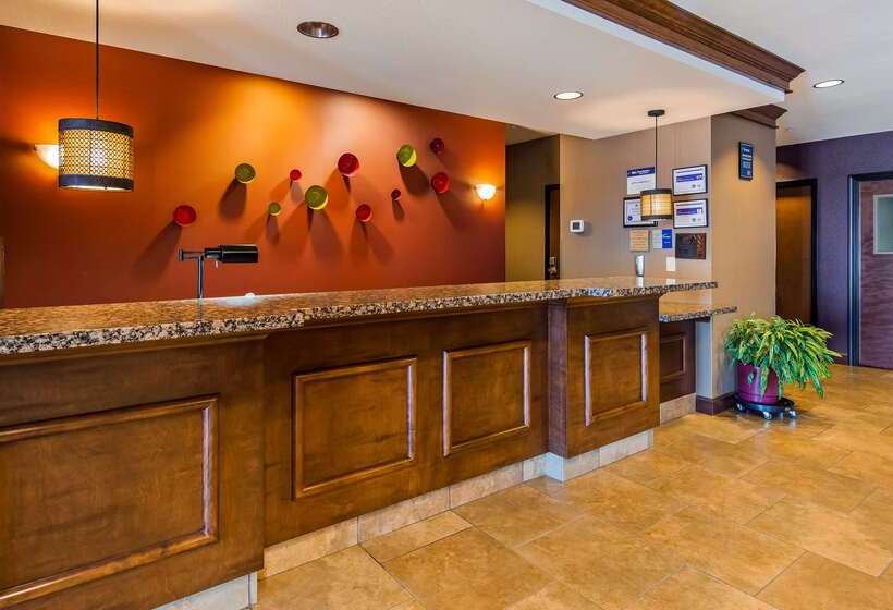 فندق Best Western Plus Carousel Inn & Suites Burlington