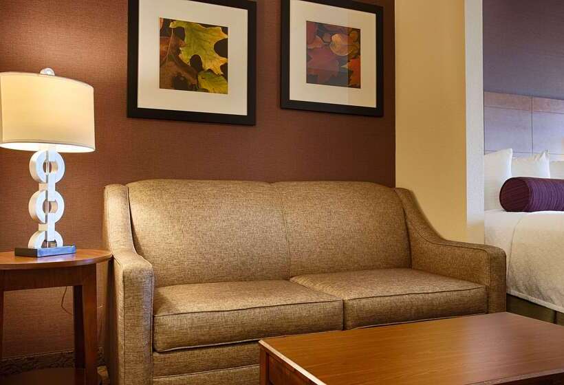 فندق Best Western Plus Carousel Inn & Suites Burlington